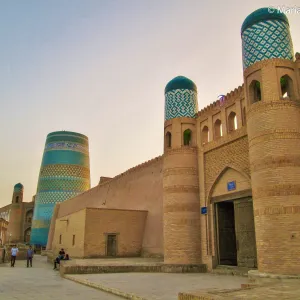 Wejście do cytadeli chiwańskiego chana, Uzbekistan